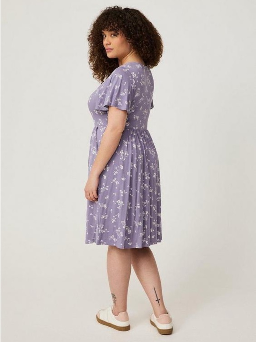 ⛵ Breezy & Bright! Torrid Sailing Ditsy Floral Flutter Sleeve Skater Dress - Picture 3 of 4